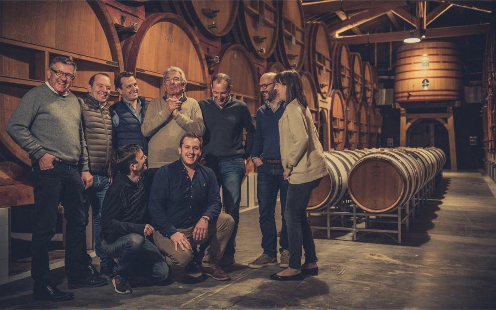 CHATEAU DE BEAUCASTEL, Chateauneuf-du-Pape, Hommage a Jacques Perrin, 2016